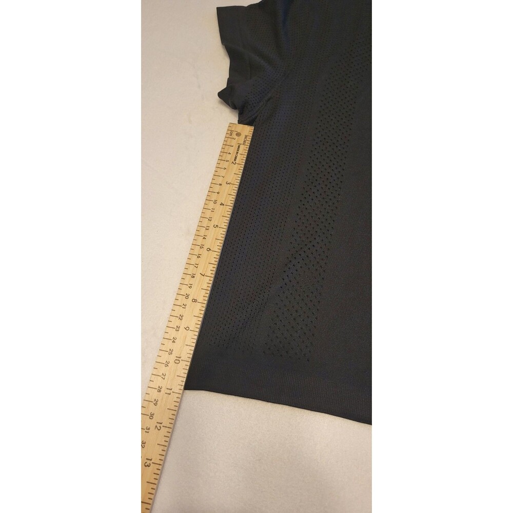Women's Old Navy Black M Fluid Seamless Fitted T Shirt Sz Medium Breathable - Picture 8 of 12